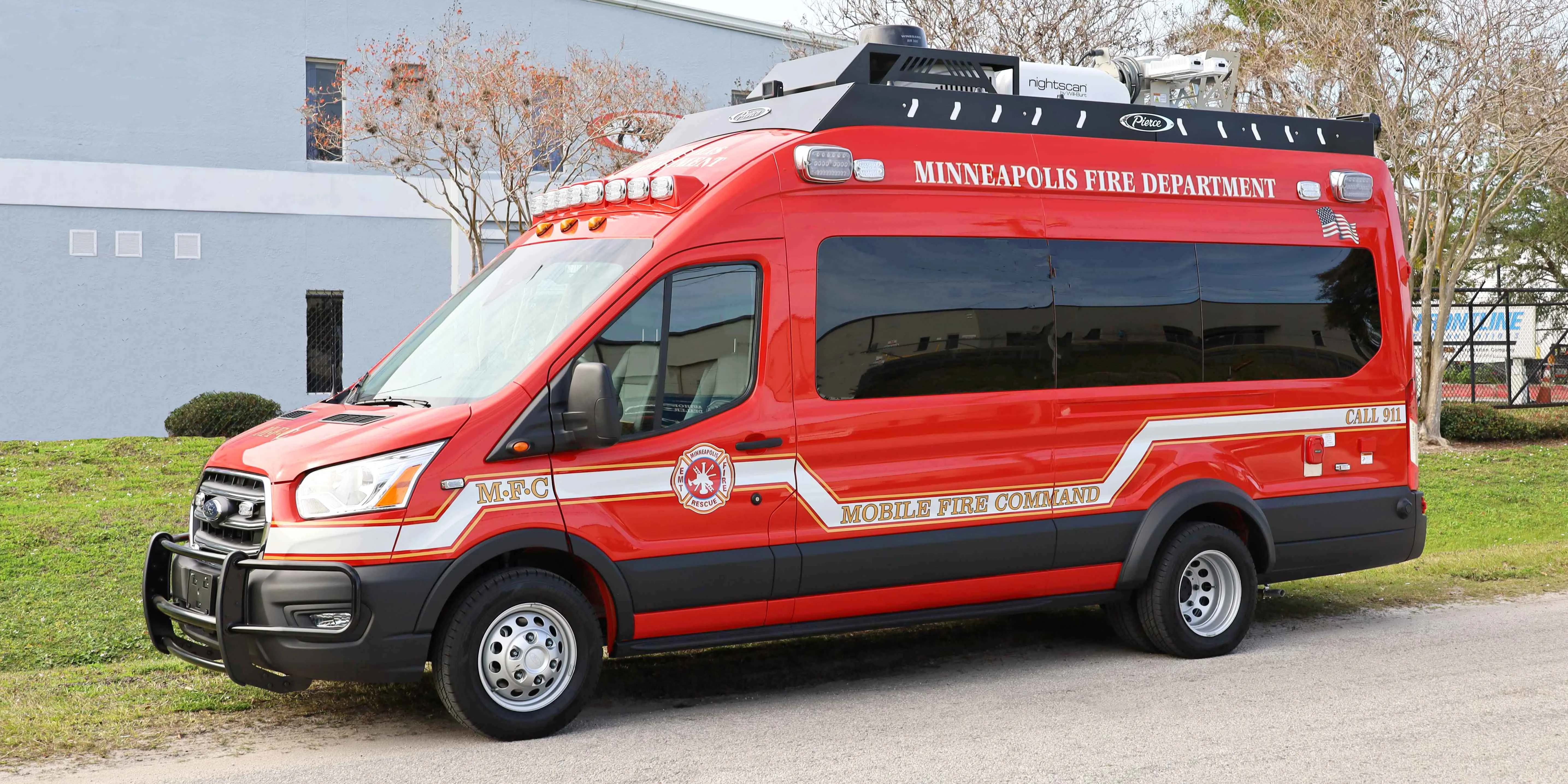 Frontline CRU-22 command vehicle