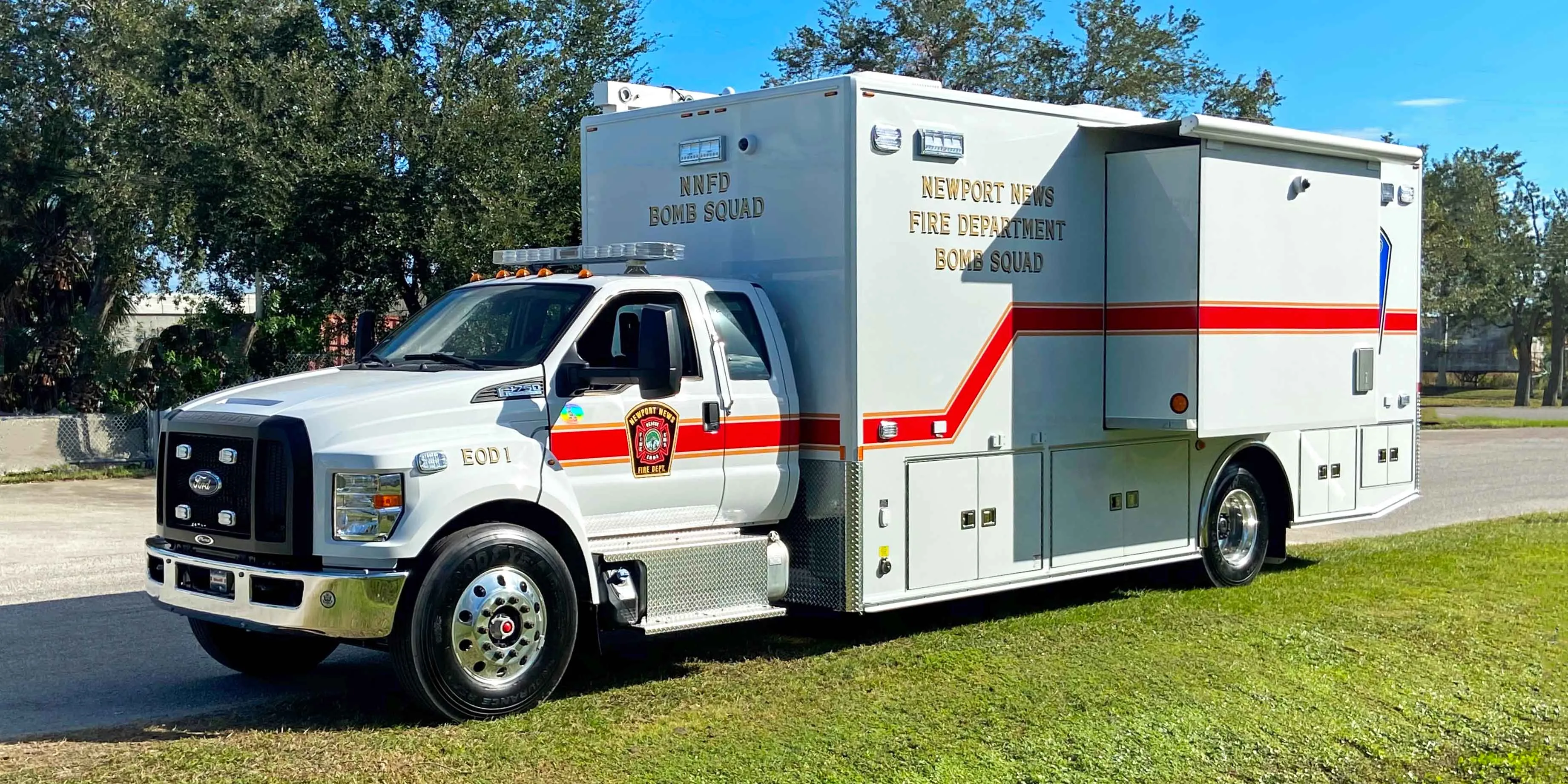 Frontline EOD bomb vehicle