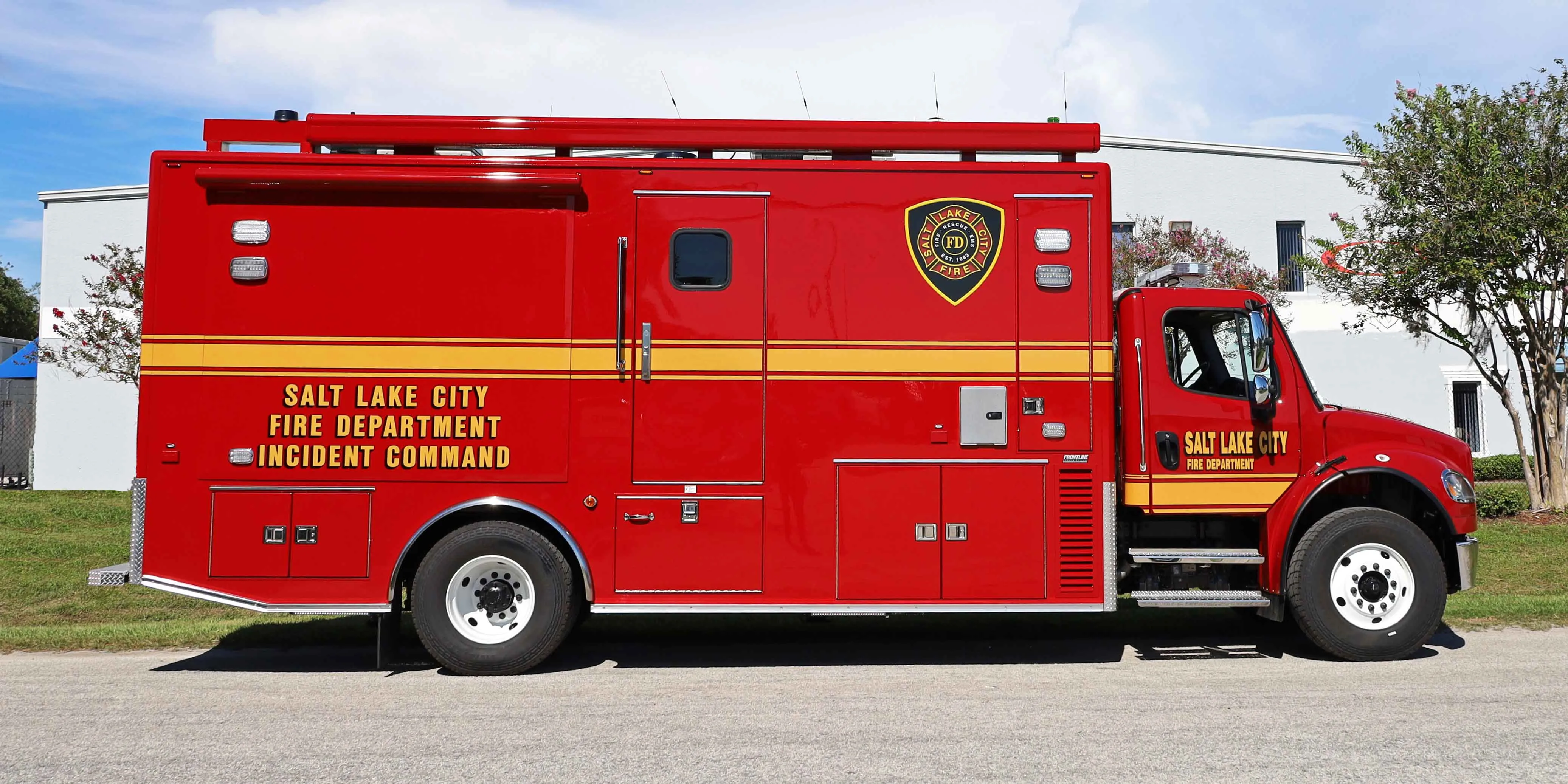 Frontline mid-size mobile command