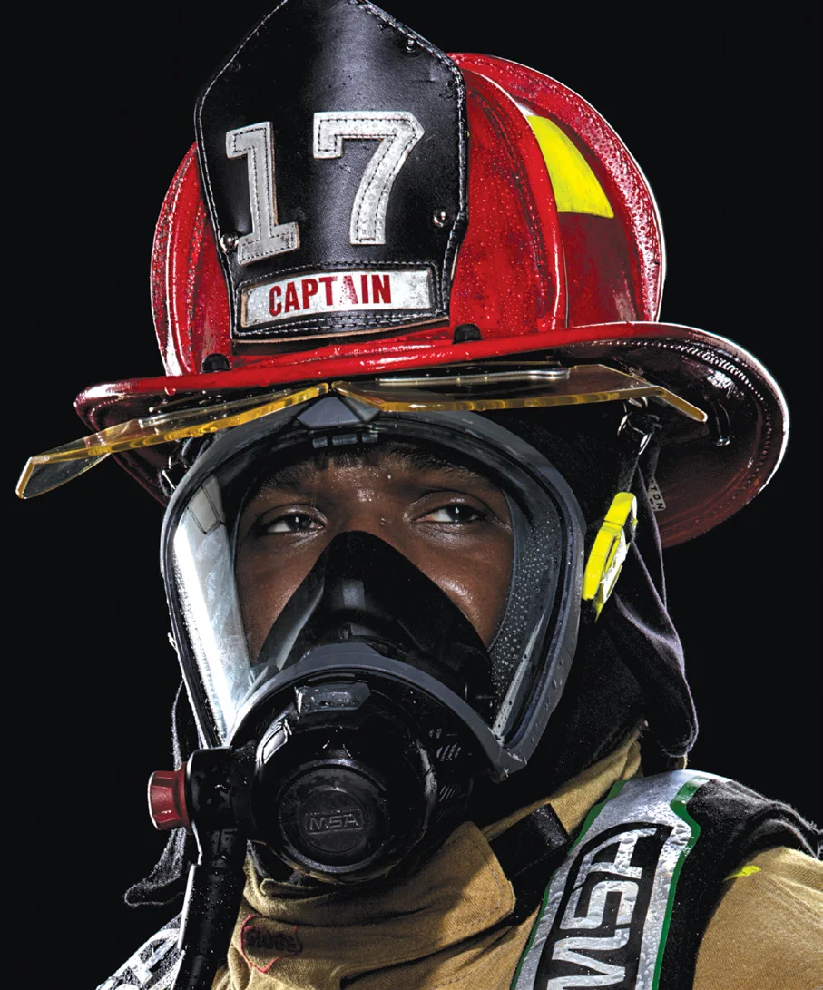 G1 XR buddy lights on firefighter