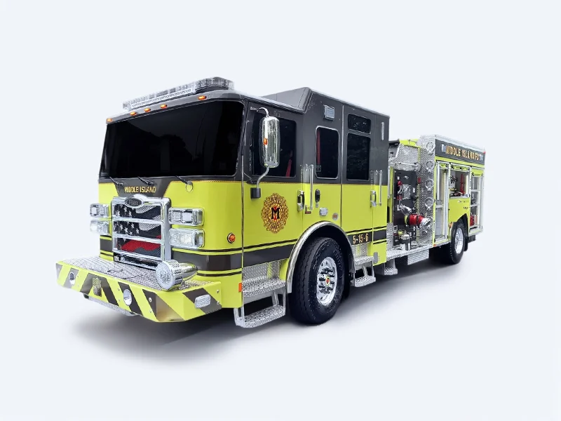 Pierce Saber chassis