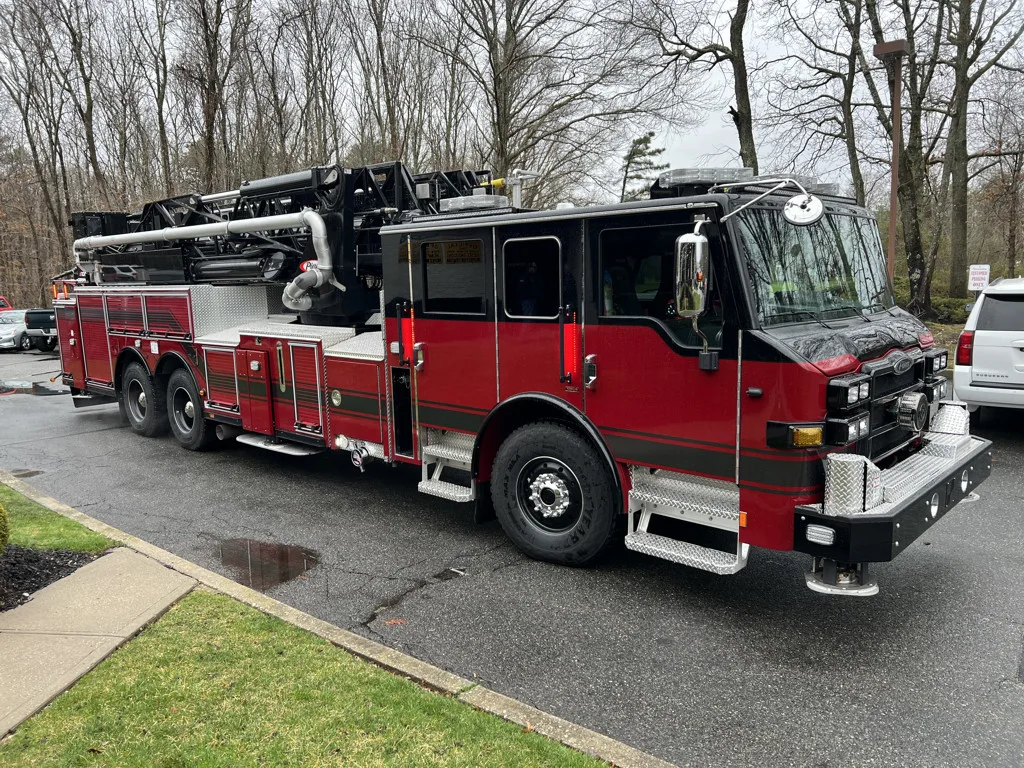 Pierce Velocity Chassis thumbnail 5