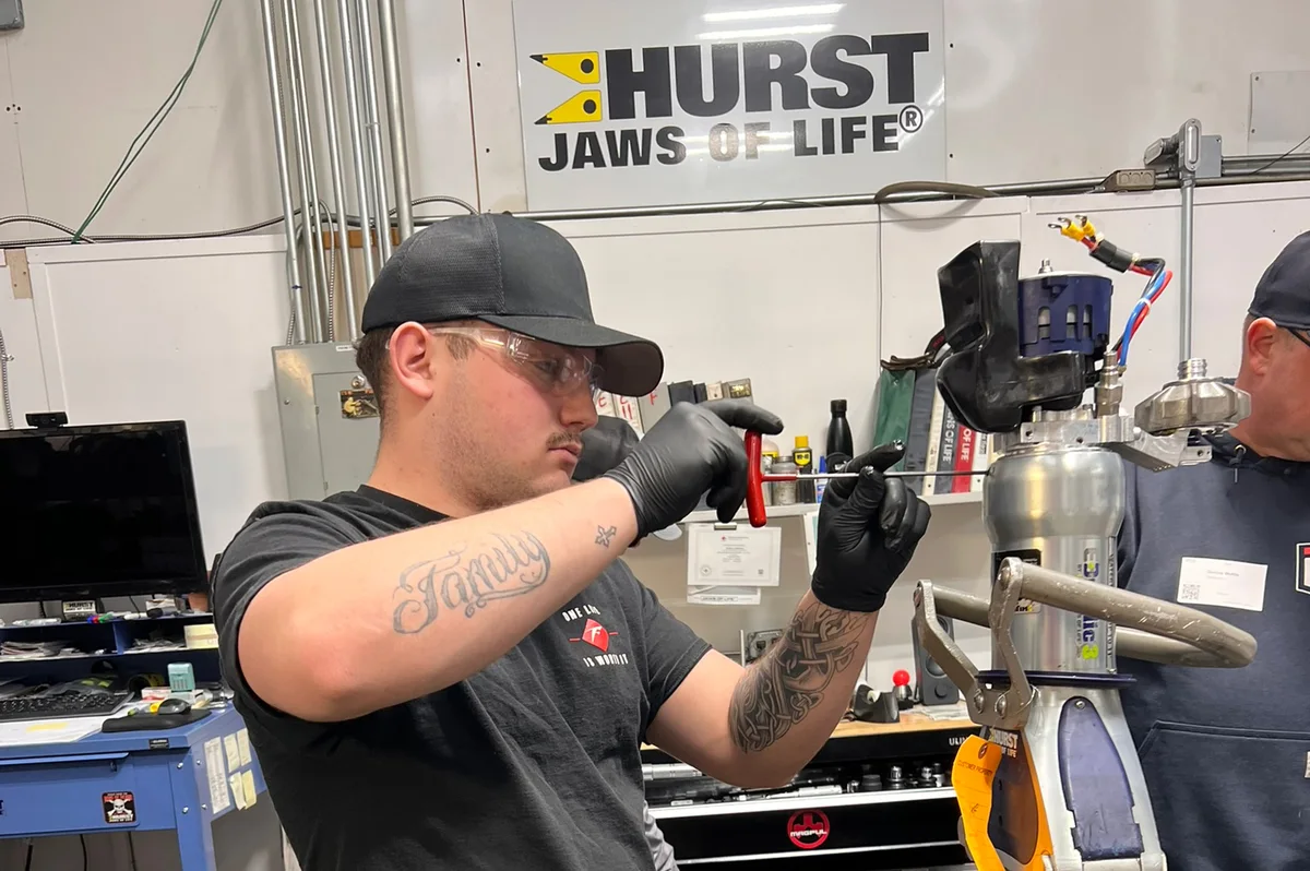 Hurst tools service