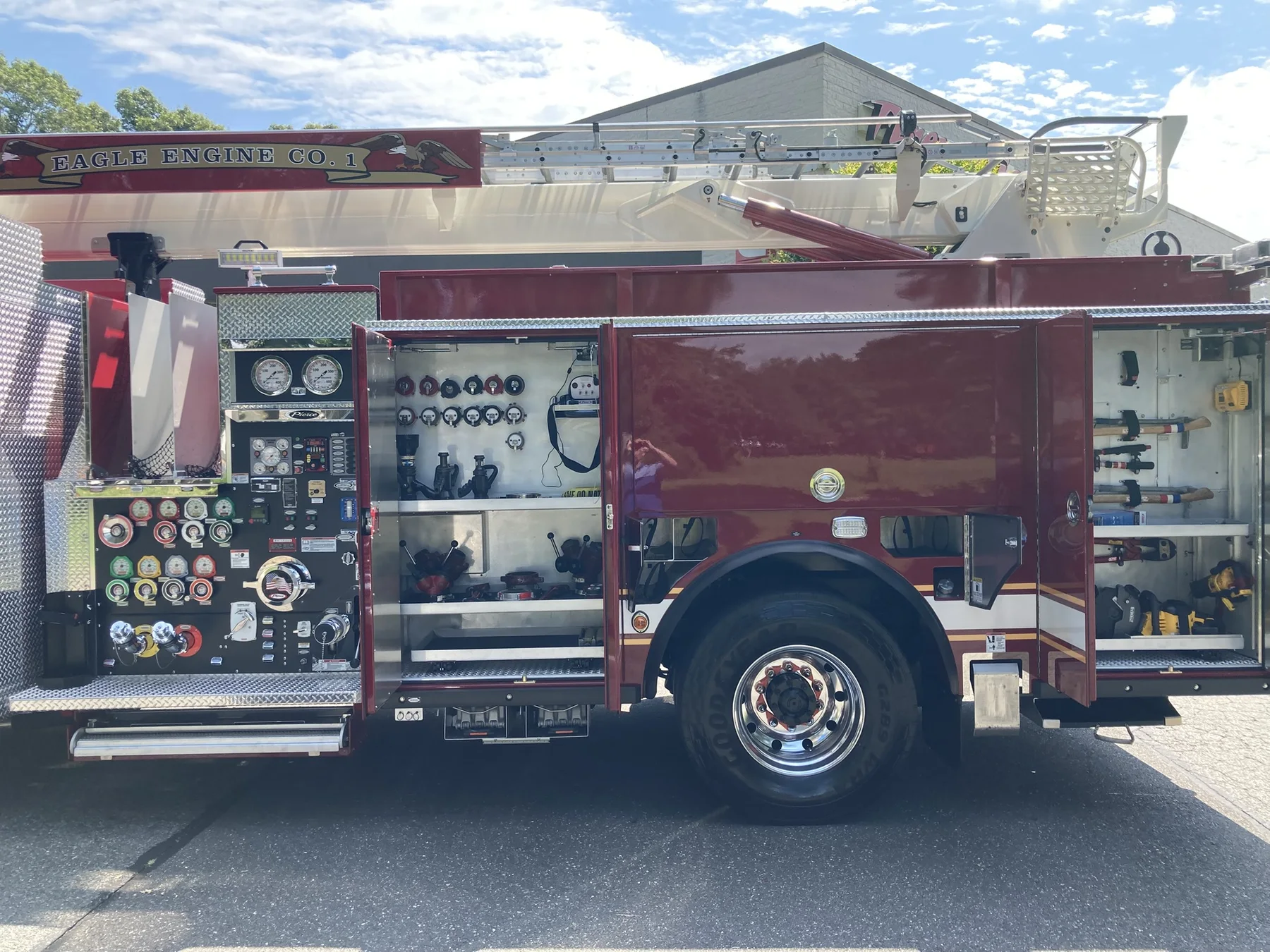 Truck upfitting detail view 2