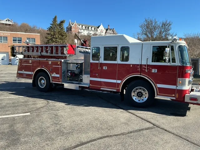 1993 Pierce Lance pumper