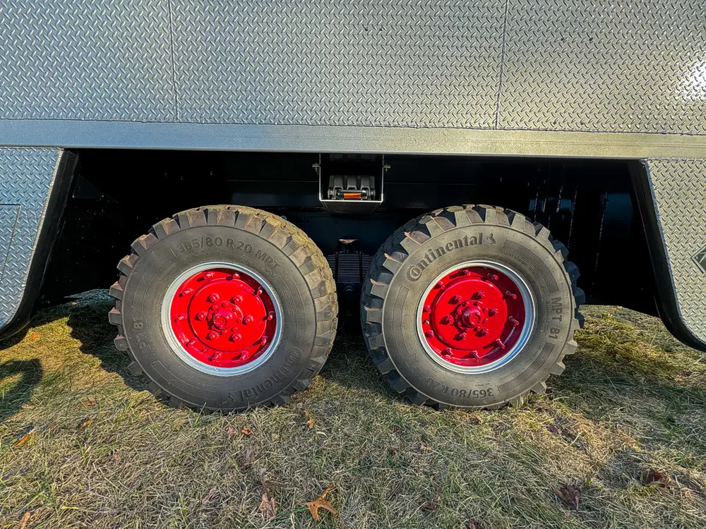 Tandem rear wheel close-up on the right side.