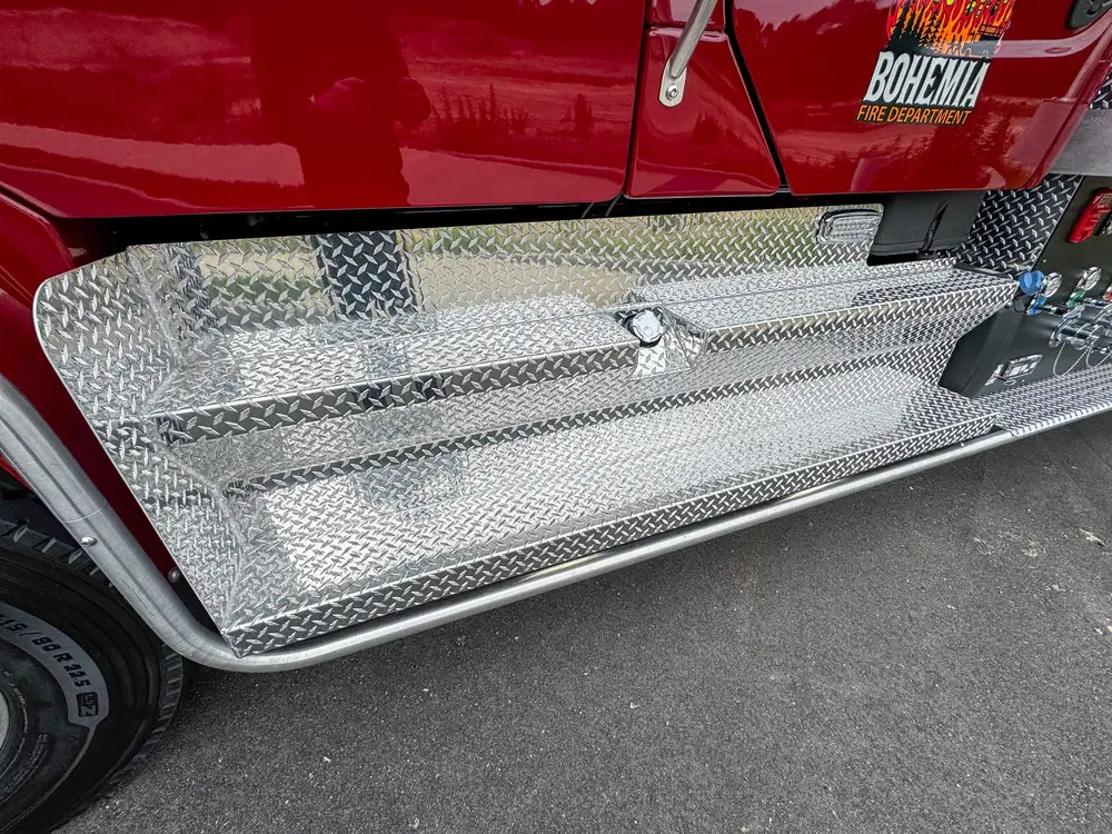 Rear or rear-quarter exterior view of apparatus, photo 214 of 303.