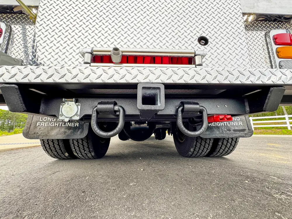 Red brush apparatus parked in front-left view outdoors, photo 231 of 303.