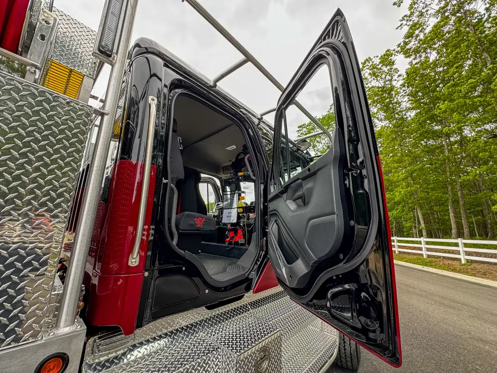 Open body compartment with storage area detail, photo 276 of 303.