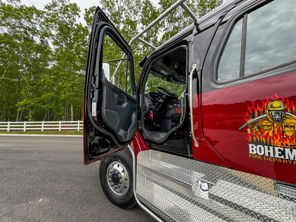 Top deck grate and hose reel detail outdoors, photo 277 of 303.
