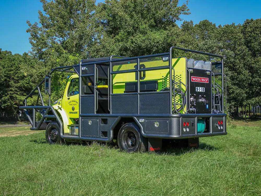 Rear passenger-side three-quarter view of utility body.