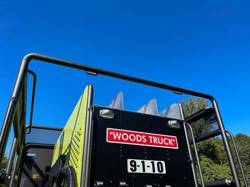Upper rear guard rail with vehicle ID markings.