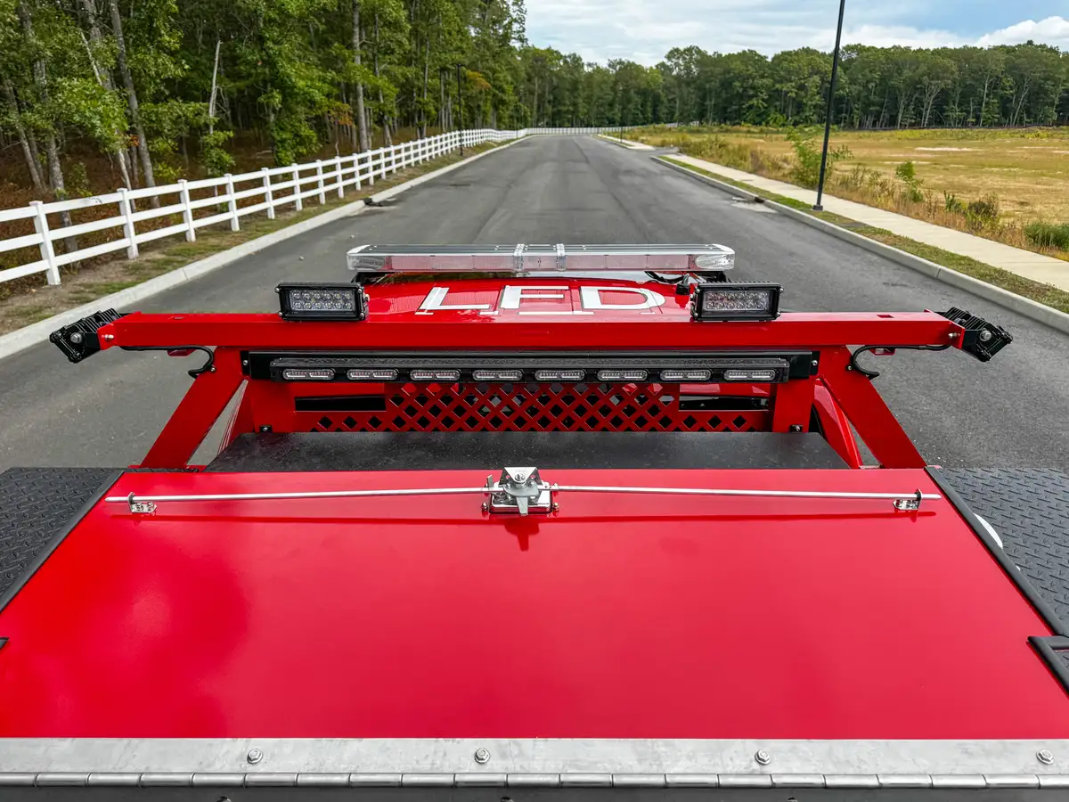 Top bed view toward front rack and lighting.