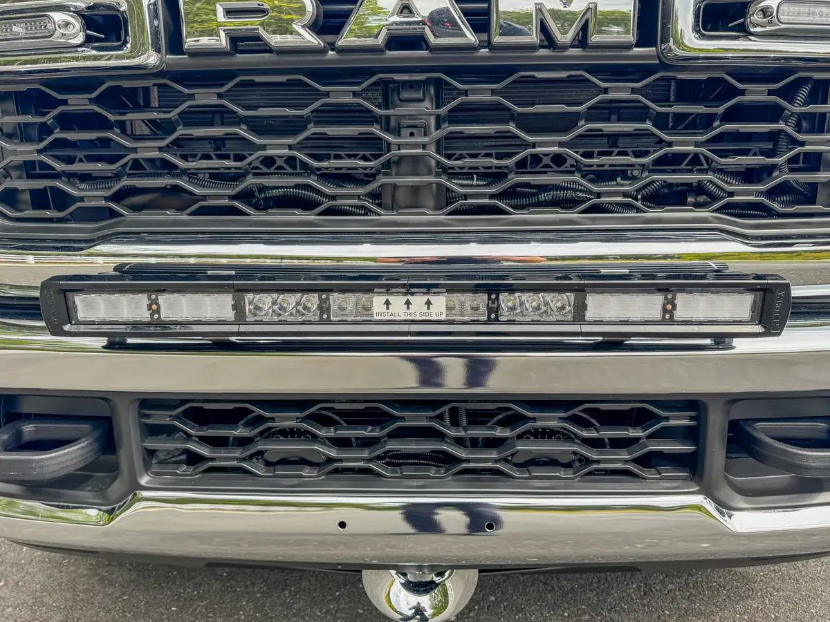 Close-up of front grille and lower warning light bar.