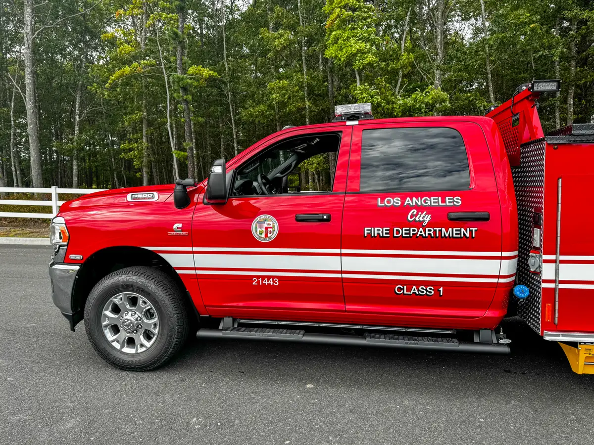 Full driver-side profile of truck with unit markings.