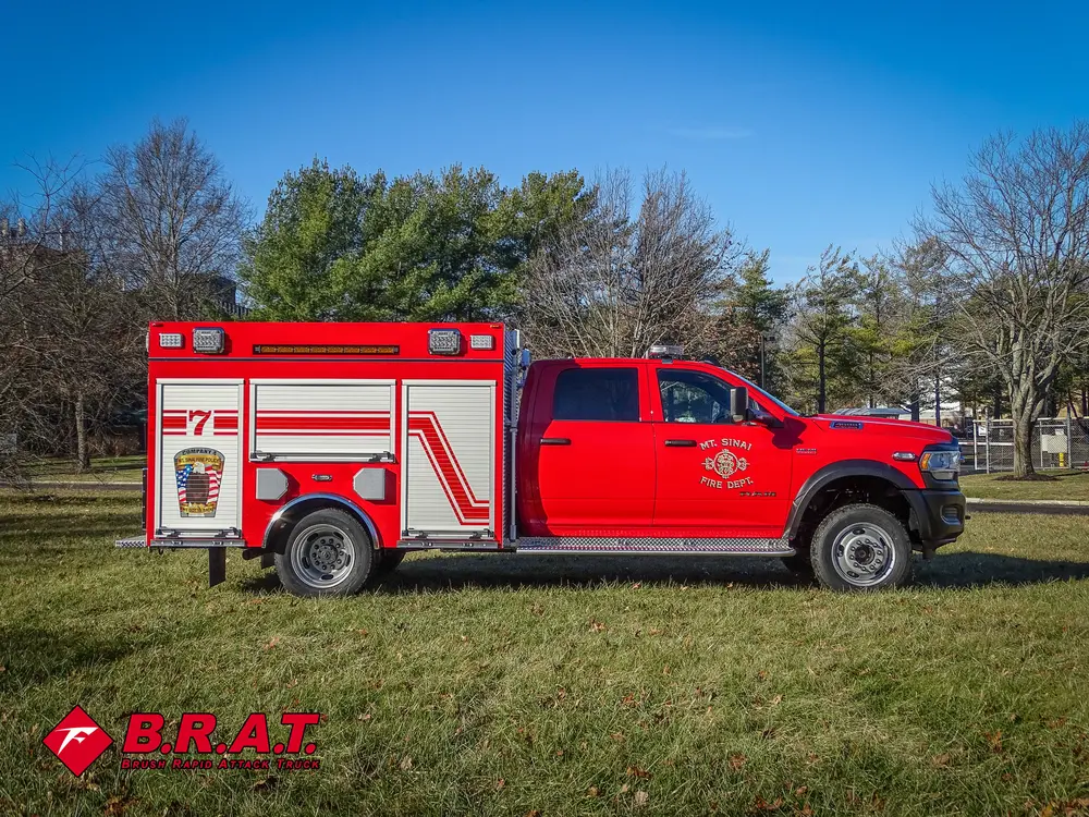 Full right-side profile with side compartments closed.