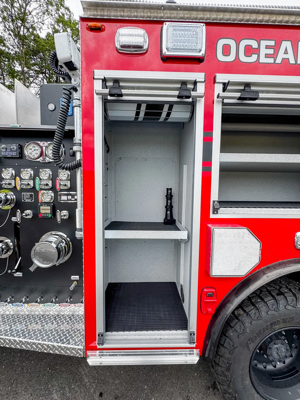 Red brush truck front-left exterior view, photo 21 of 179.