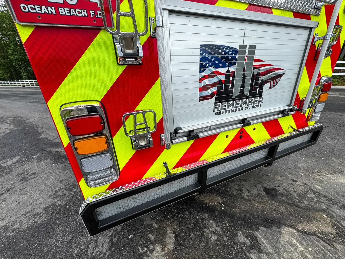 Open side compartment on brush truck body, photo 26 of 179.