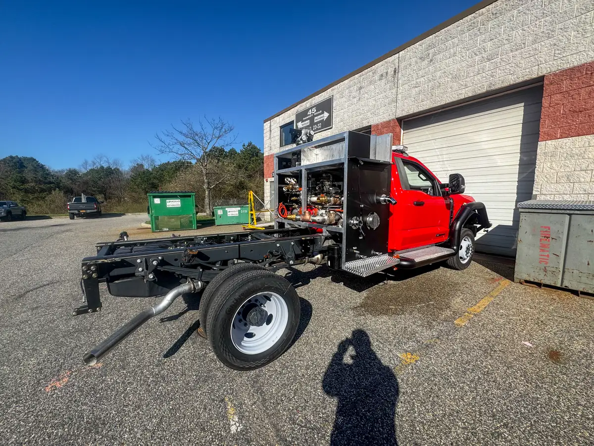 Partially assembled apparatus body on shop floor, photo 100 of 179.