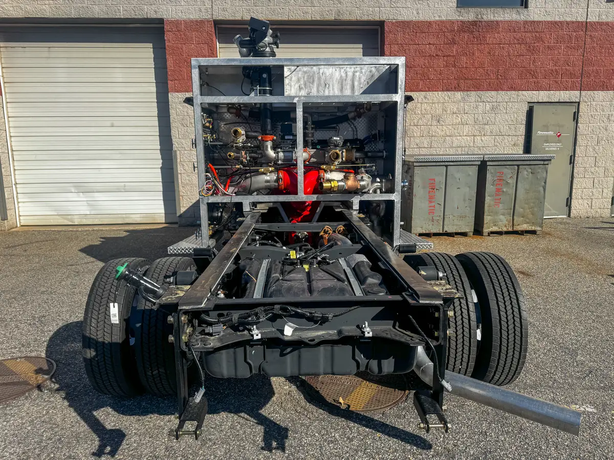 Unpainted aluminum compartment structure in shop, photo 102 of 179.