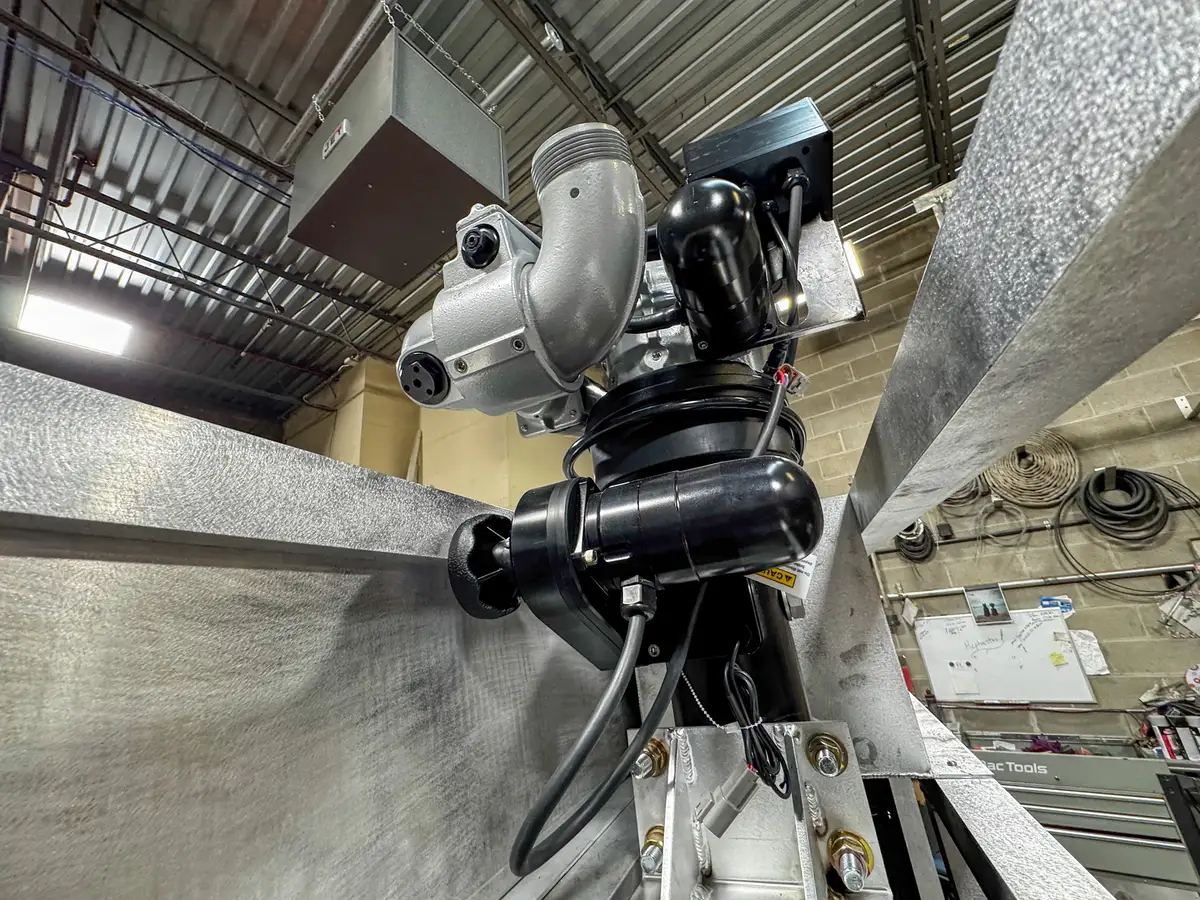 Unpainted aluminum compartment structure in shop, photo 152 of 179.