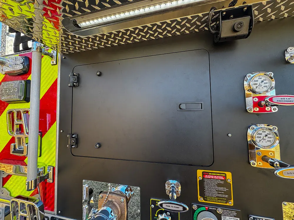 Rear pump panel view with side door closed and controls visible.