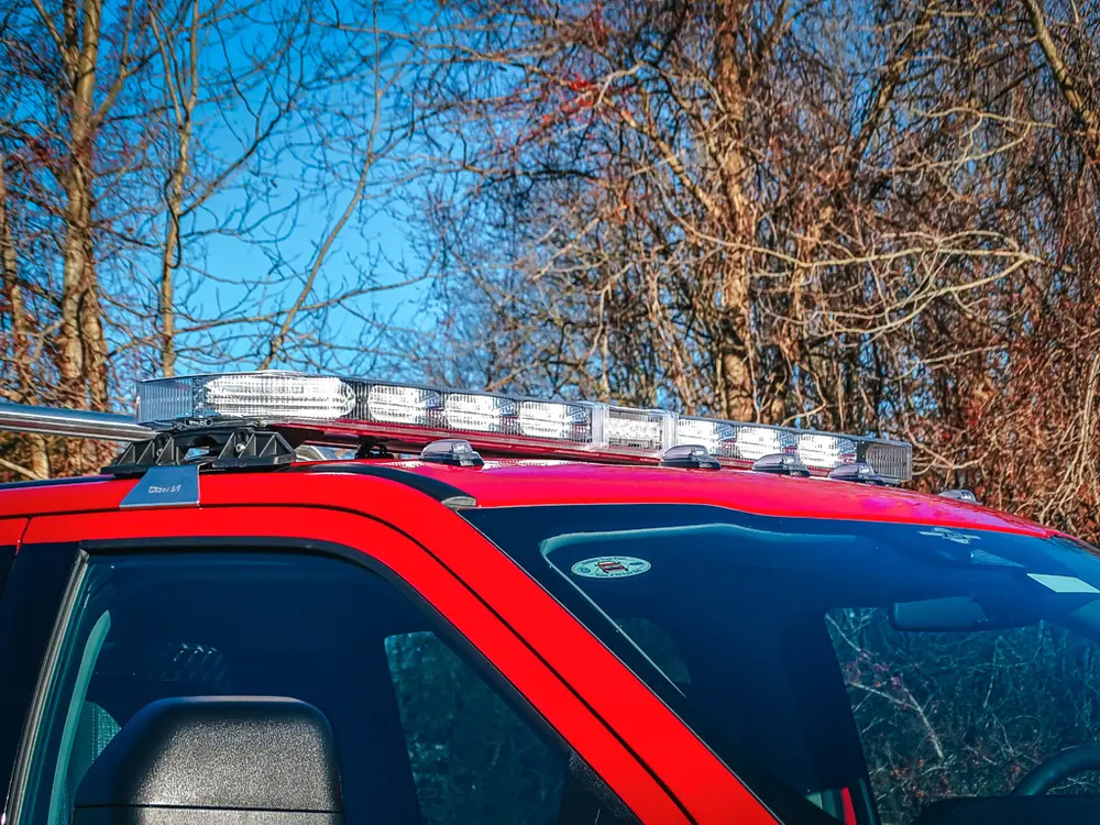 Cab roof and lightbar close-up from passenger side.