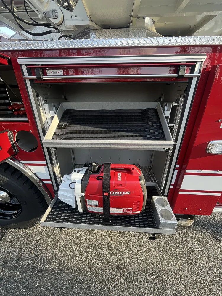 Pierce Enforcer Aerial exterior view, photo 19 of 35