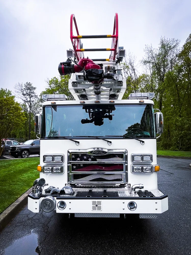 Pierce Enforcer Aerial exterior view, photo 14 of 32