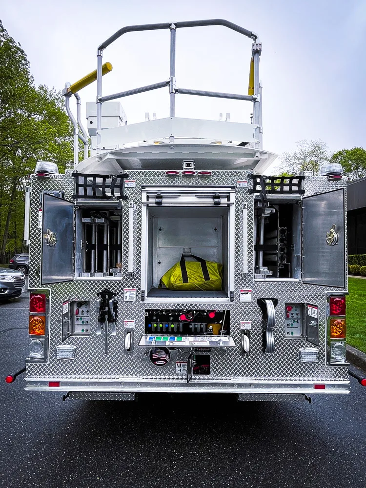 Pierce Enforcer Aerial exterior view, photo 21 of 32