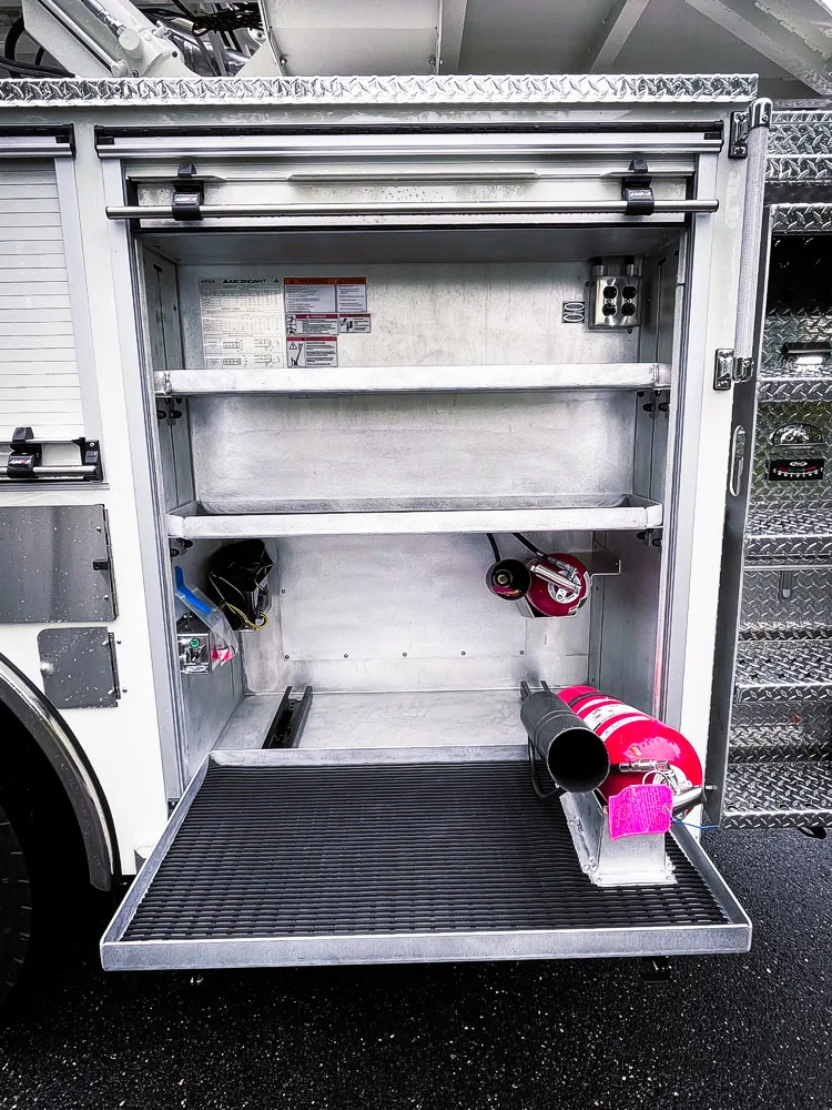 Pierce Enforcer Aerial exterior view, photo 23 of 32