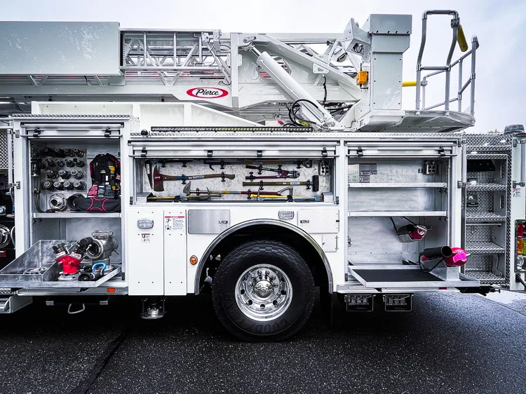 Pierce Enforcer Aerial exterior view, photo 28 of 32