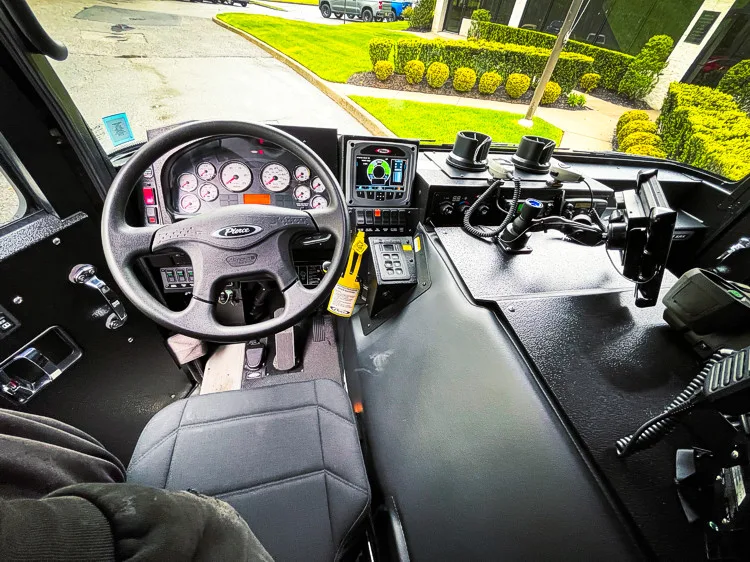 Pierce Enforcer Aerial exterior view, photo 30 of 32