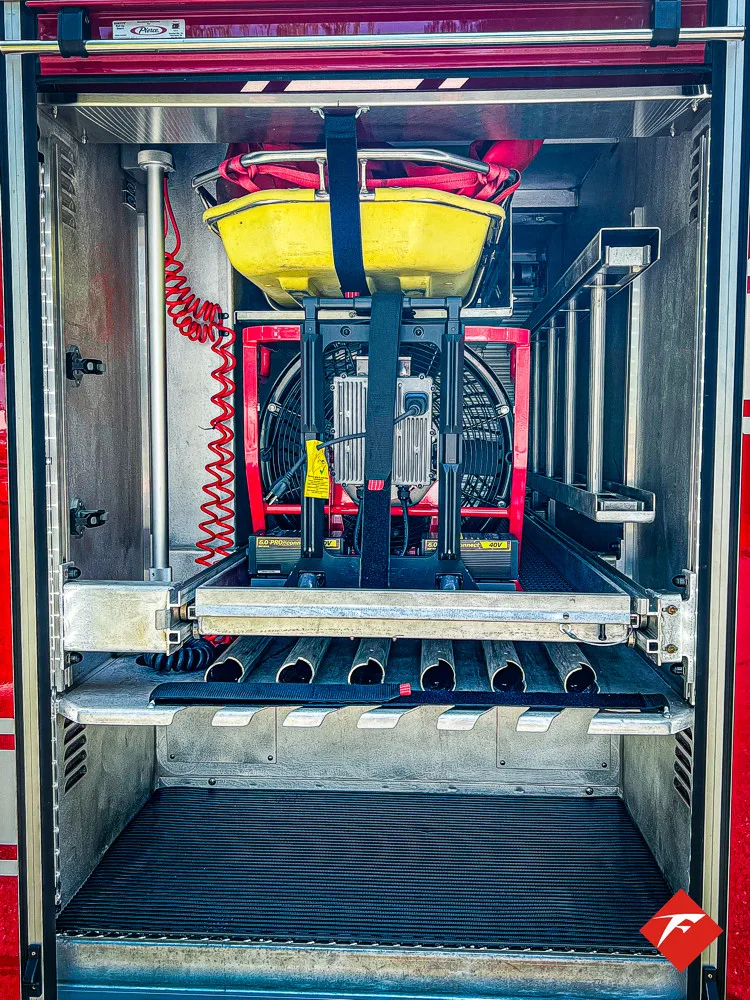 Pierce Velocity Aerial exterior view, photo 12 of 48