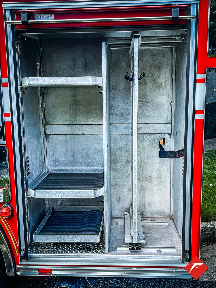 Pierce Velocity Aerial exterior view, photo 30 of 48