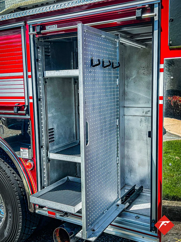 Pierce Velocity Aerial exterior view, photo 31 of 48