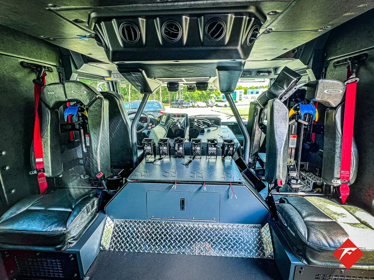 Pierce Velocity Aerial exterior view, photo 42 of 48