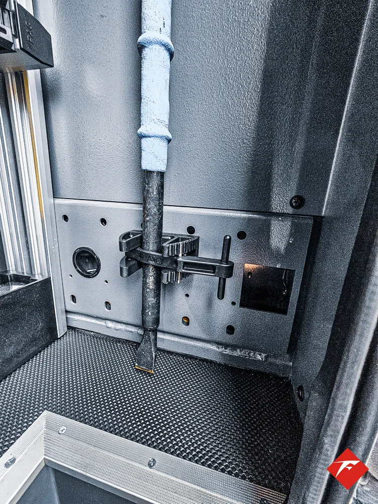 Pierce Saber Pumper exterior view, photo 26 of 83