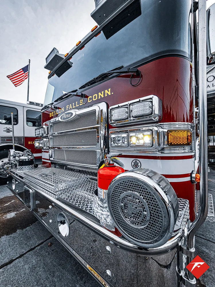 Pierce Saber Pumper exterior view, photo 61 of 83