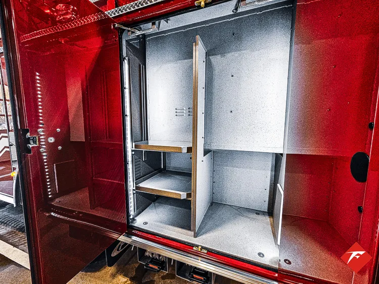 Pierce Saber Pumper exterior view, photo 78 of 83