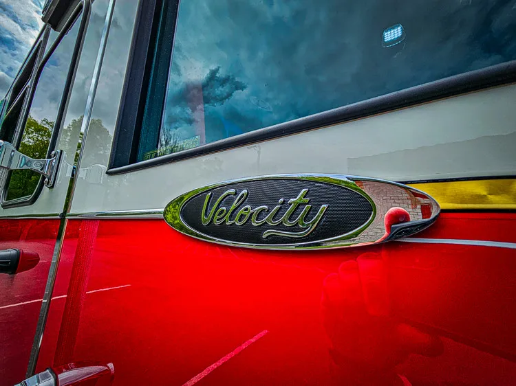 Pierce Velocity Rescue Pumper exterior view, photo 20 of 56