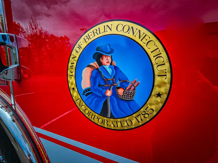 Pierce Velocity Rescue Pumper exterior view, photo 21 of 56