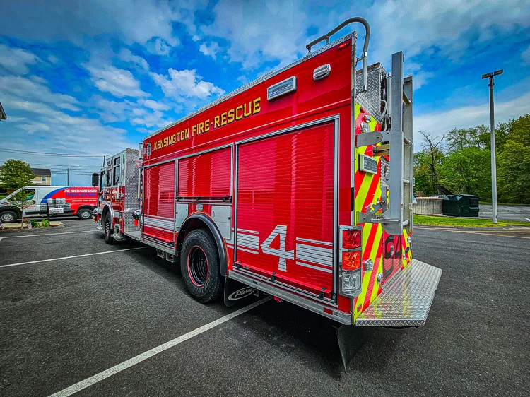 Pierce Velocity Rescue Pumper exterior view, photo 23 of 56