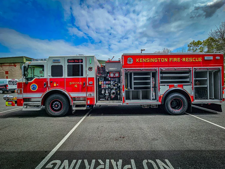 Pierce Velocity Rescue Pumper exterior view, photo 30 of 56