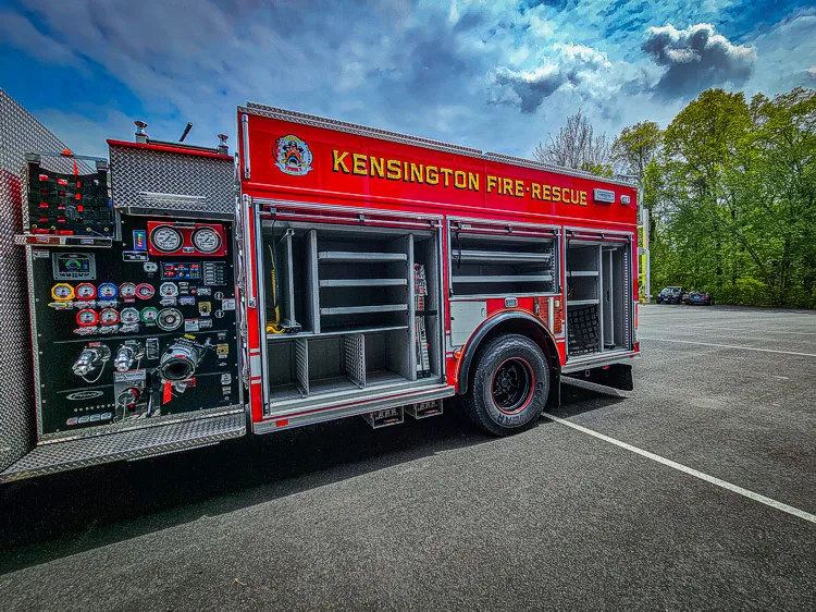 Pierce Velocity Rescue Pumper exterior view, photo 31 of 56