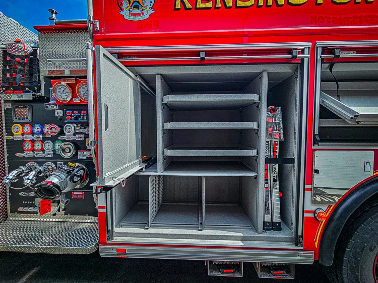 Pierce Velocity Rescue Pumper exterior view, photo 34 of 56