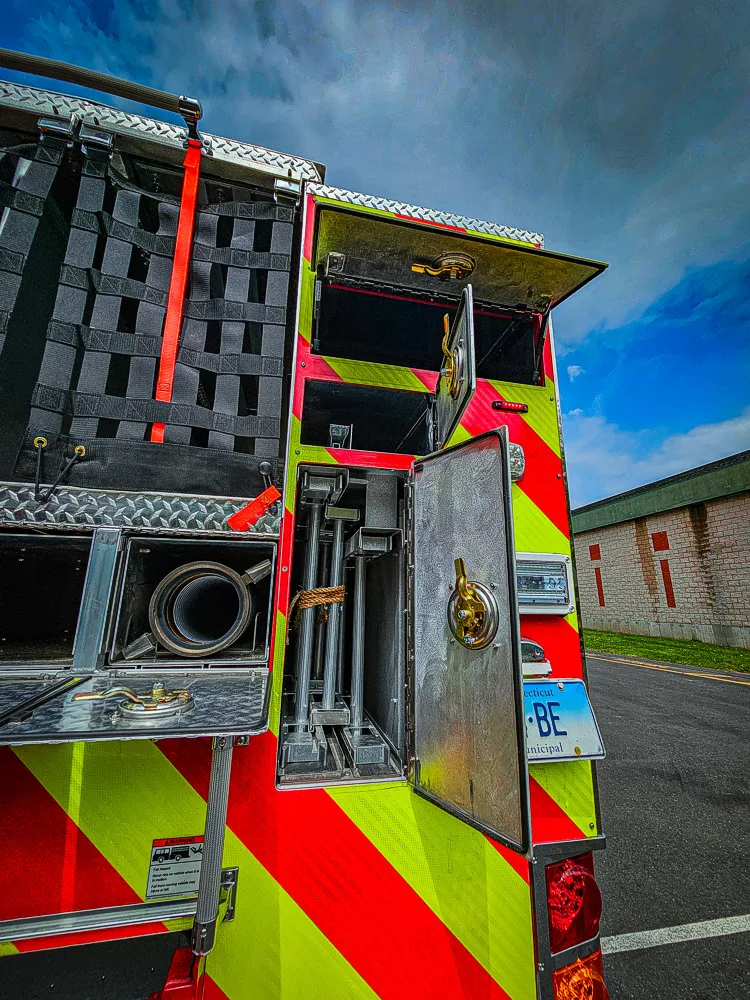 Pierce Velocity Rescue Pumper exterior view, photo 41 of 56
