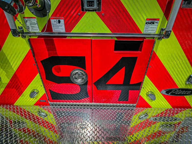 Pierce Velocity Rescue Pumper exterior view, photo 42 of 56