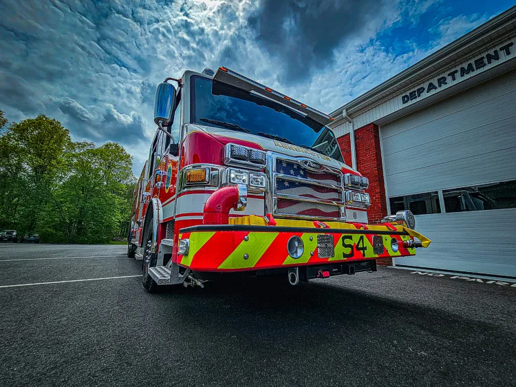 Pierce Velocity Rescue Pumper exterior view, photo 50 of 56
