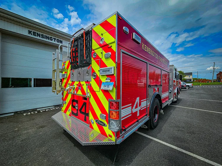 Pierce Velocity Rescue Pumper exterior view, photo 6 of 56